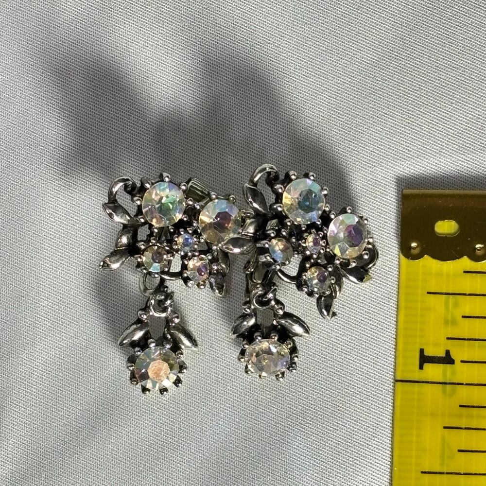Vintage AB Rhinestone Clip-On Earrings Silver Tone 1” Mid Century - Picture 4 of 5